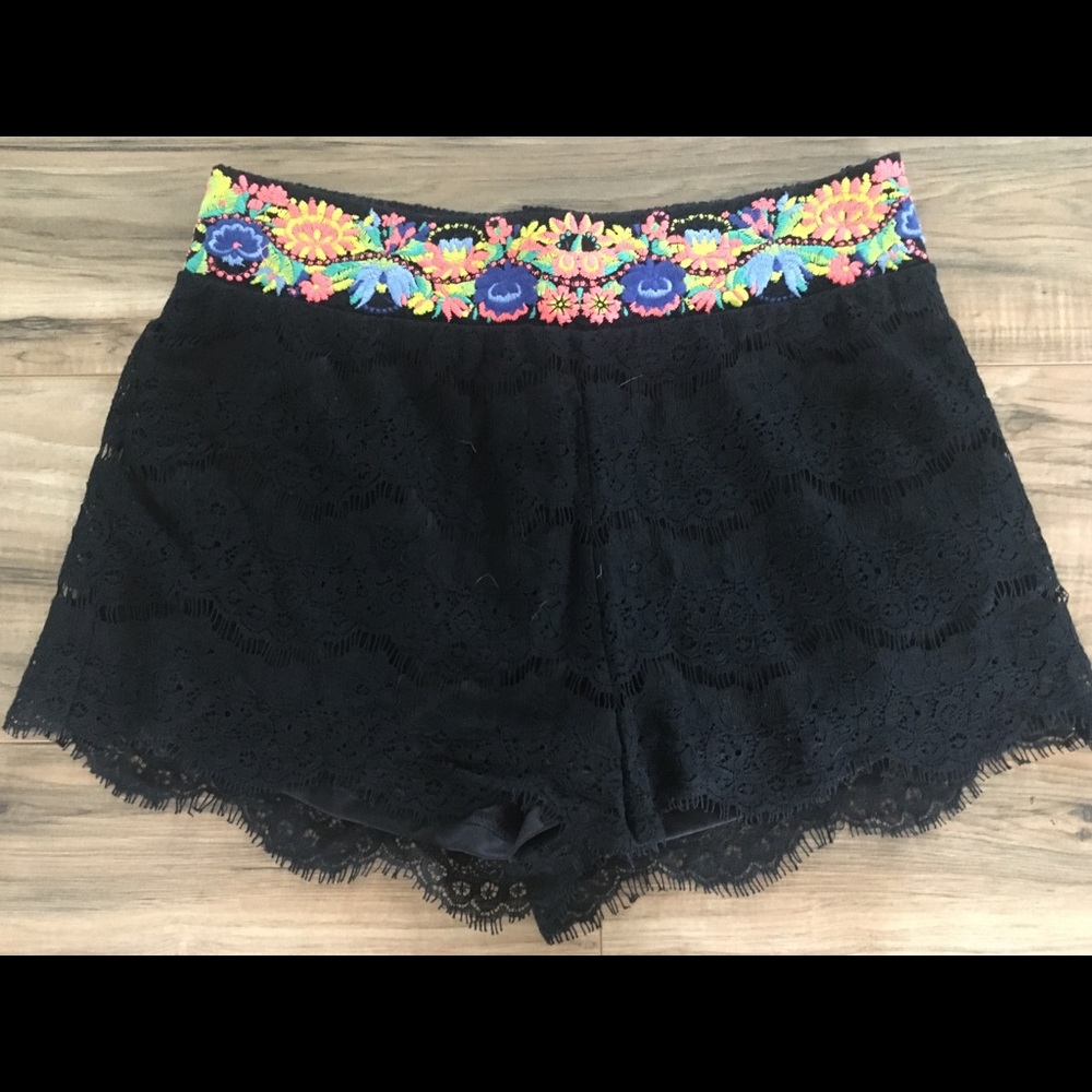 Lace Shorts w/ Embroidered Waistband